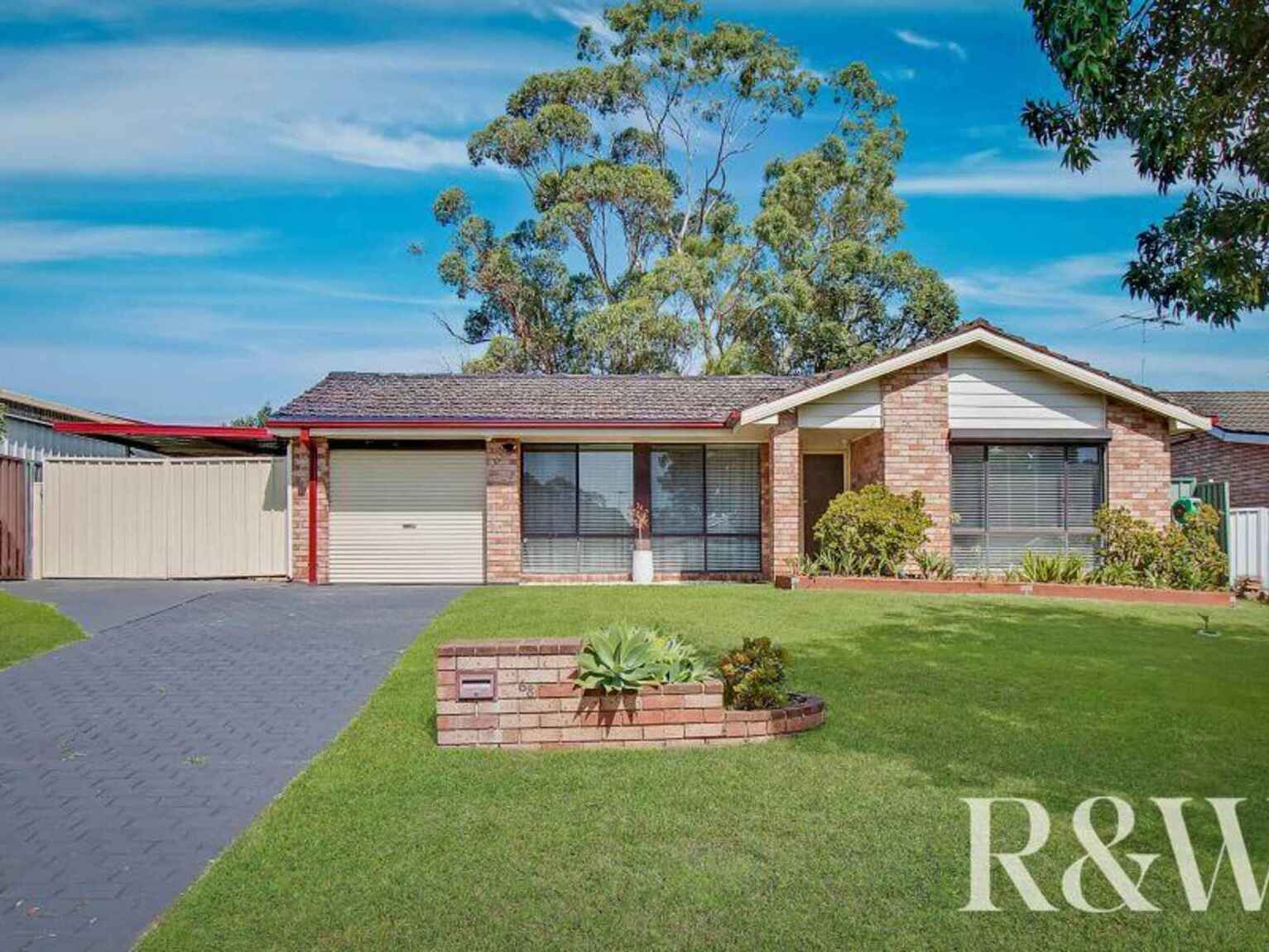 68 Windrush Circuit St Clair