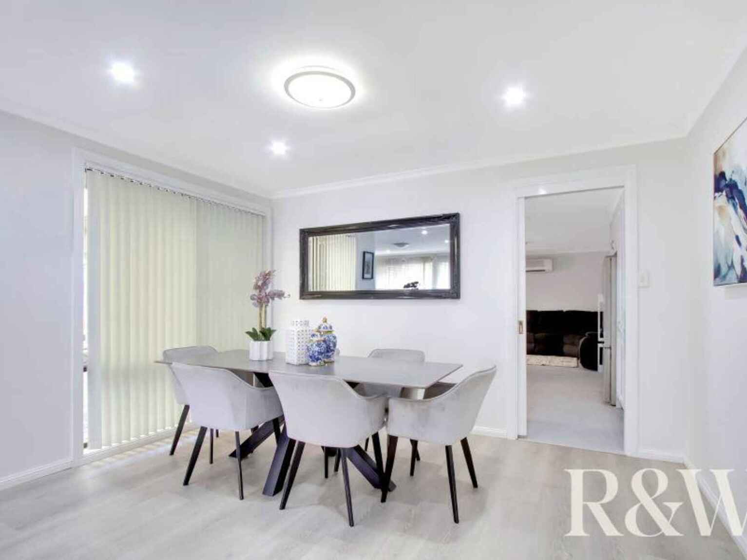 68 Windrush Circuit St Clair