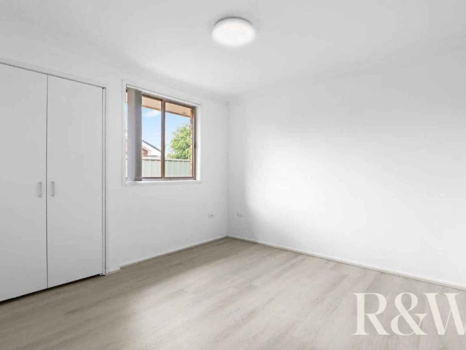 17 Rainbow Place St Clair