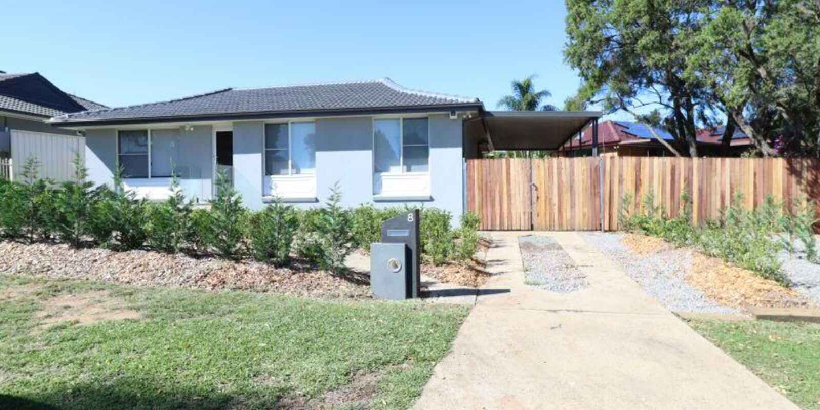 8 Nightmist Grove St Clair