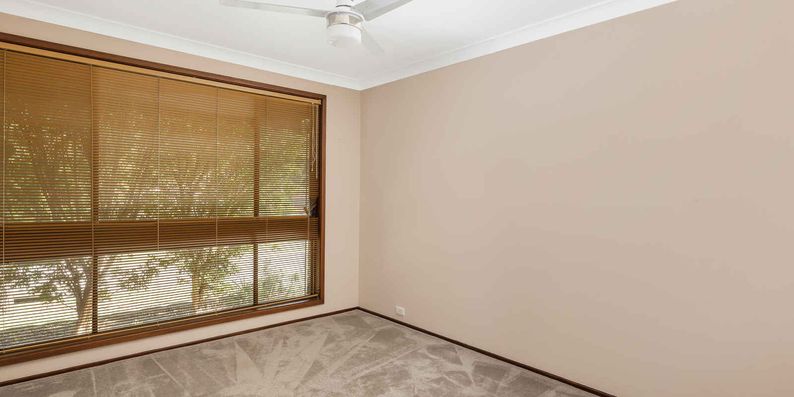 14 Hascombe Way St Clair