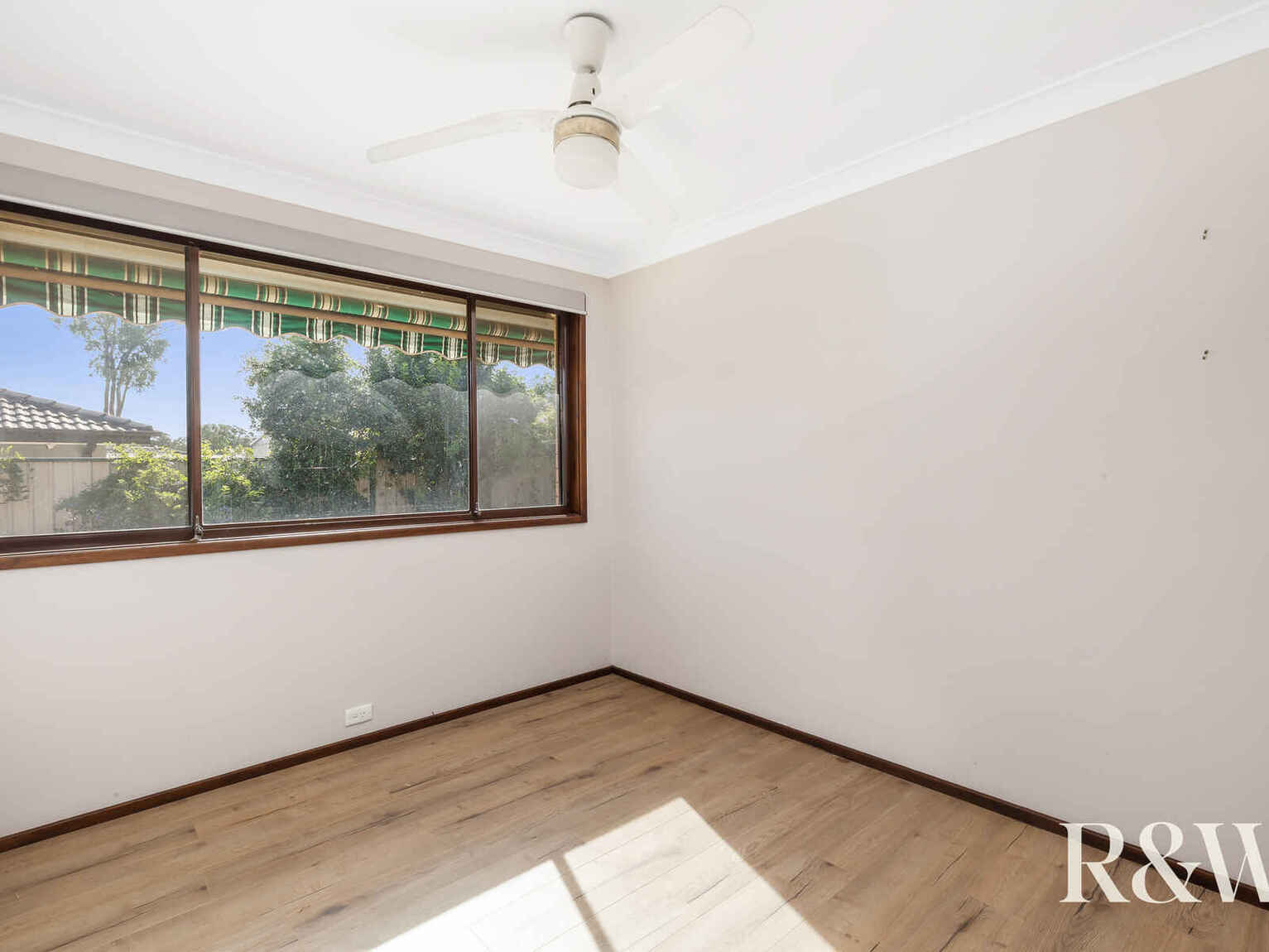 14 Hascombe Way St Clair