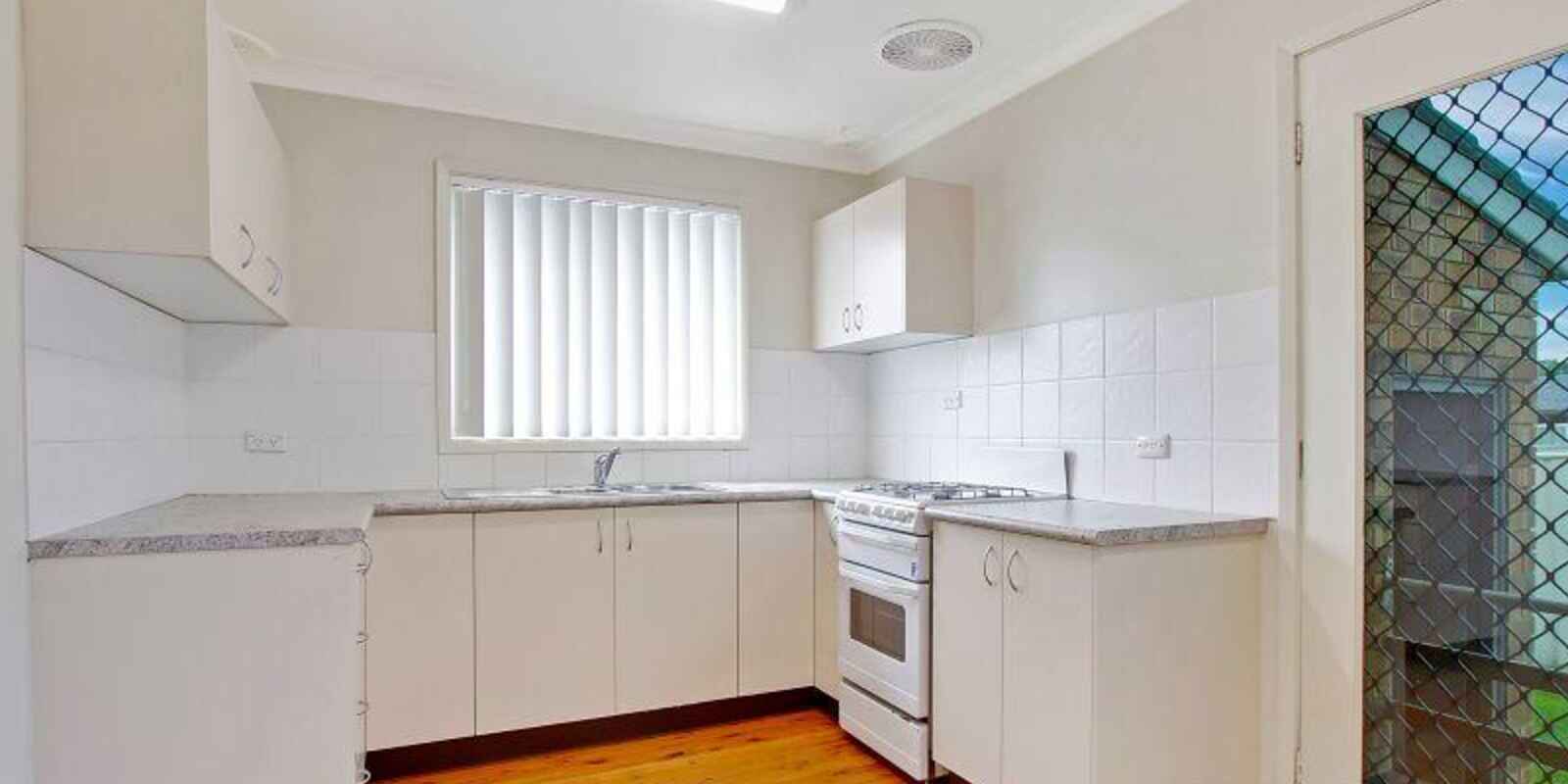 20 Melville Road St Clair