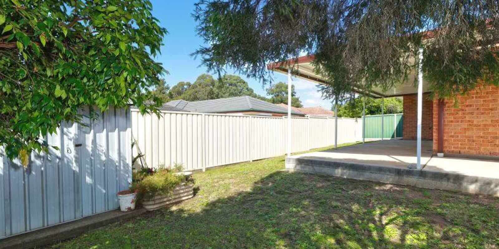 6 Shamrock Court St Clair