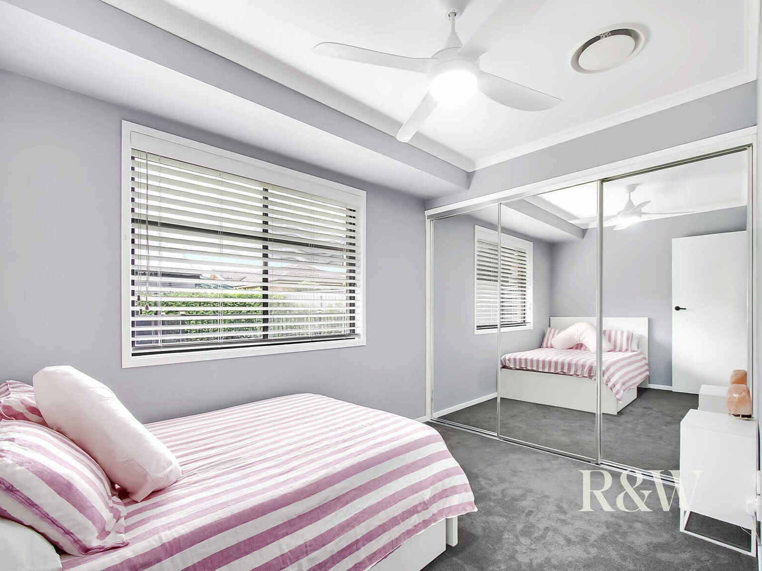 8 Kala Circuit St Clair