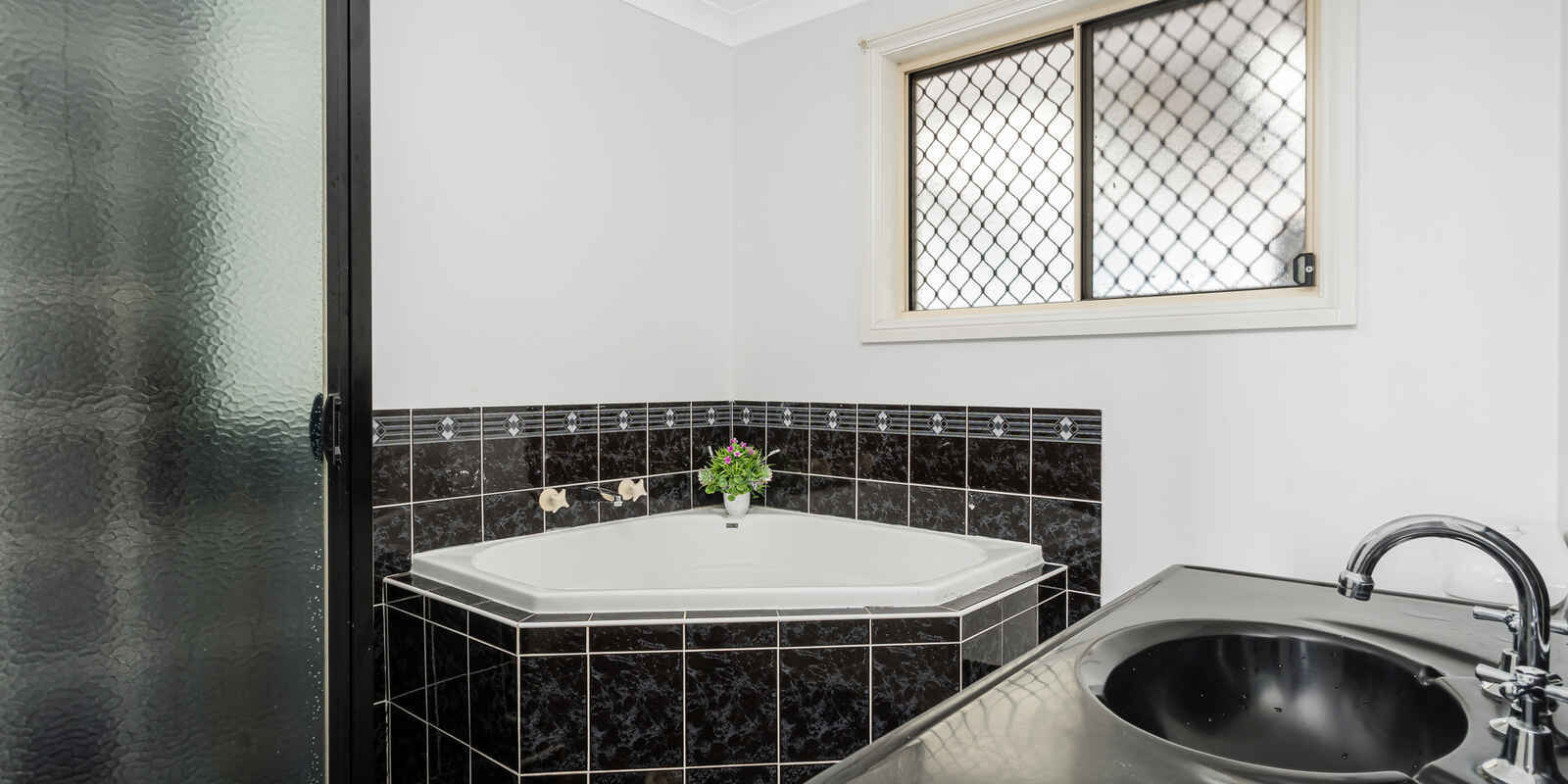 17 Mabuhay Grove Mount Druitt 17 Mabuhay Grove Mount Druitt