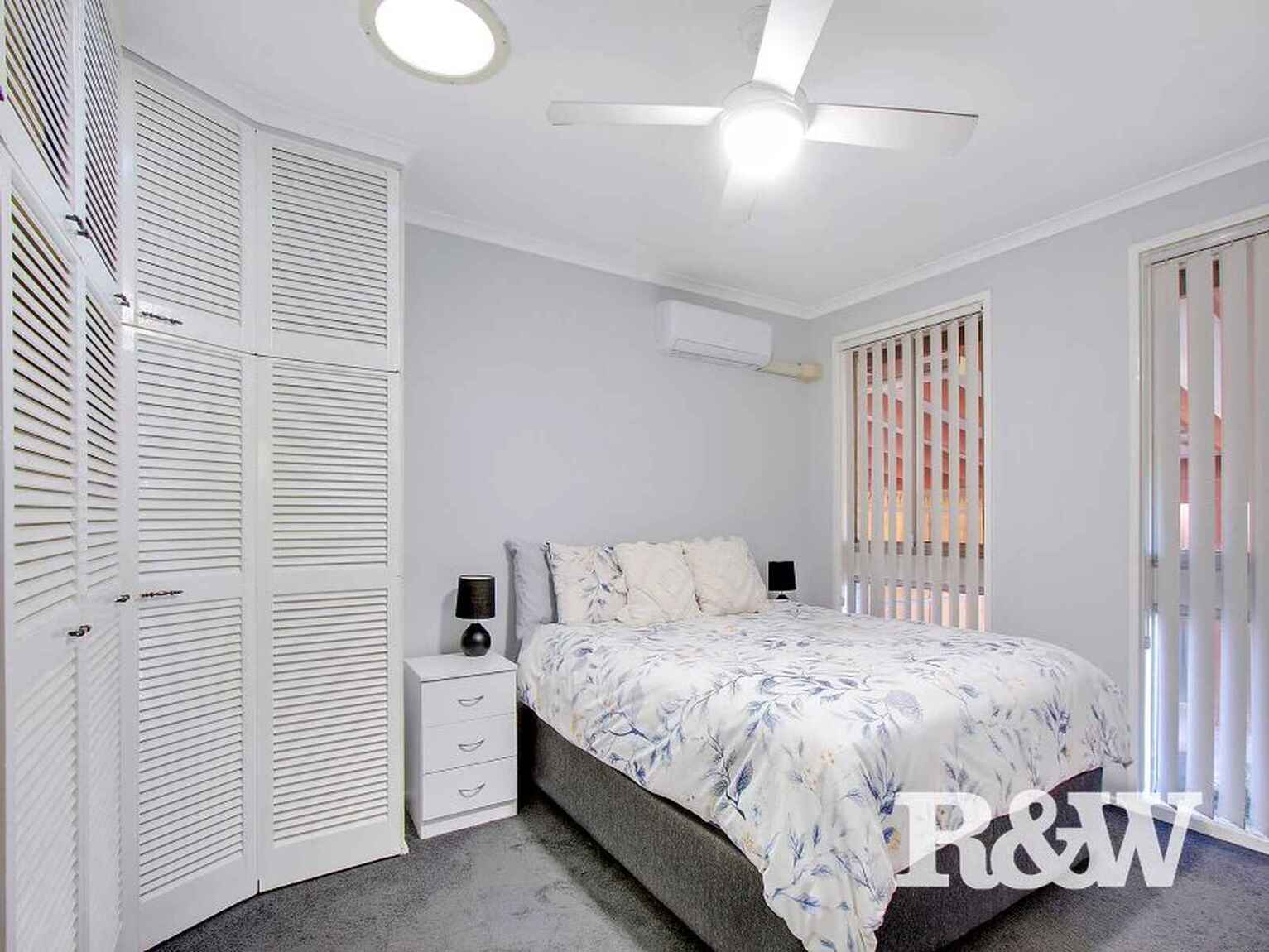37 Shakespeare Drive St Clair