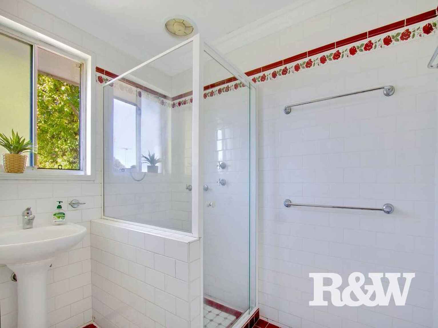 37 Shakespeare Drive St Clair