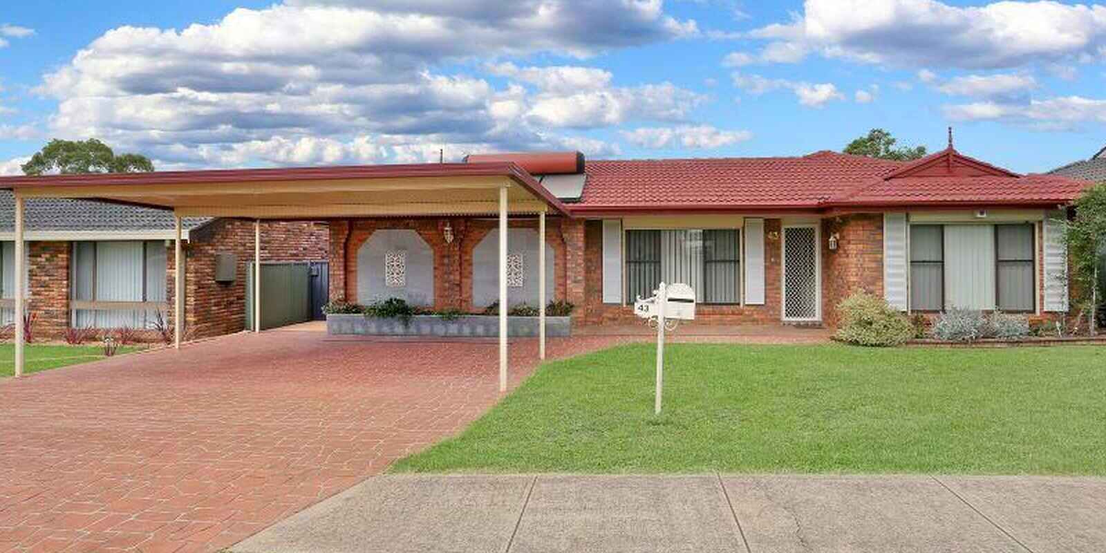43 Timesweep Drive St Clair