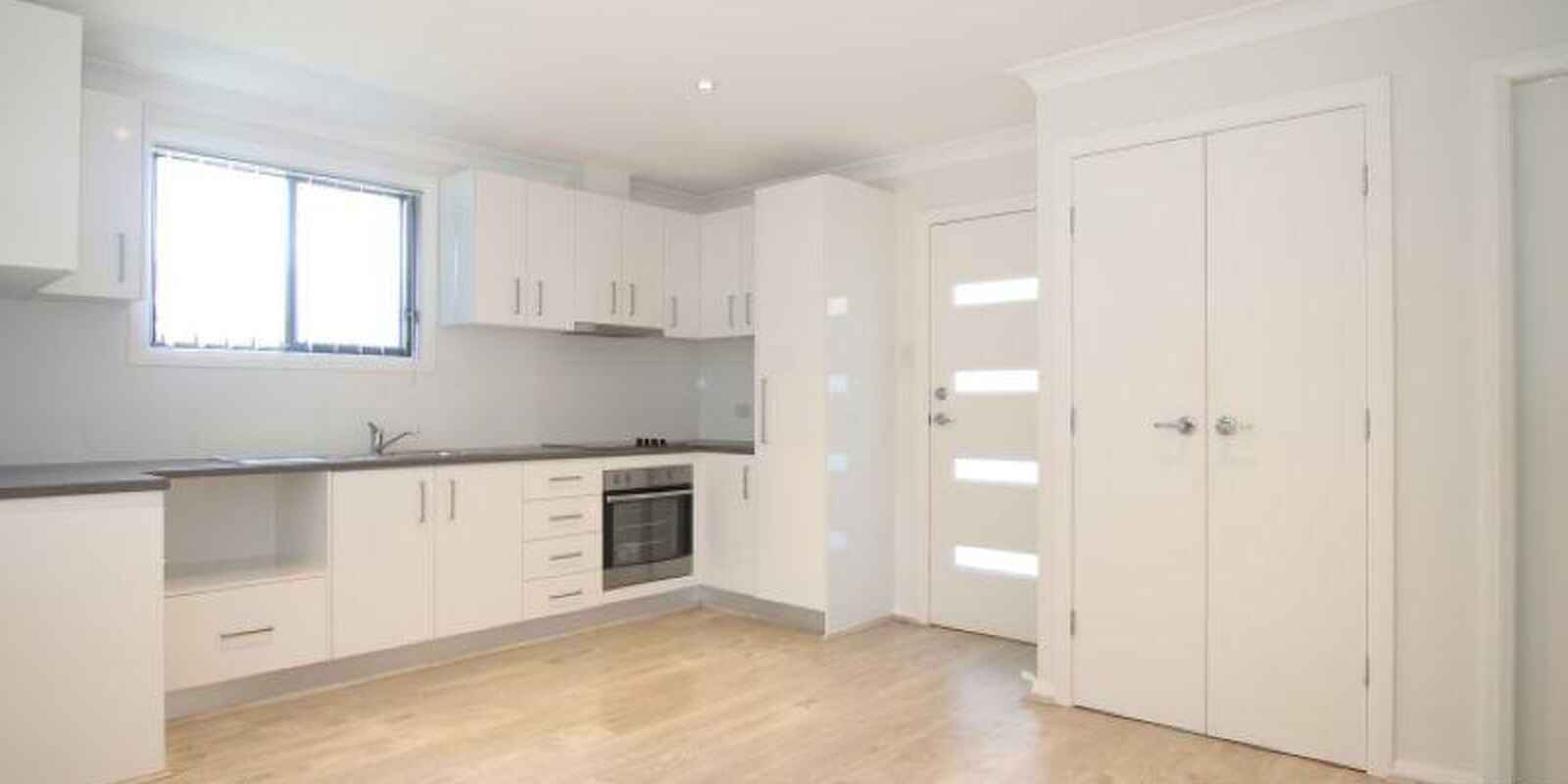 27A St Clair Avenue St Clair