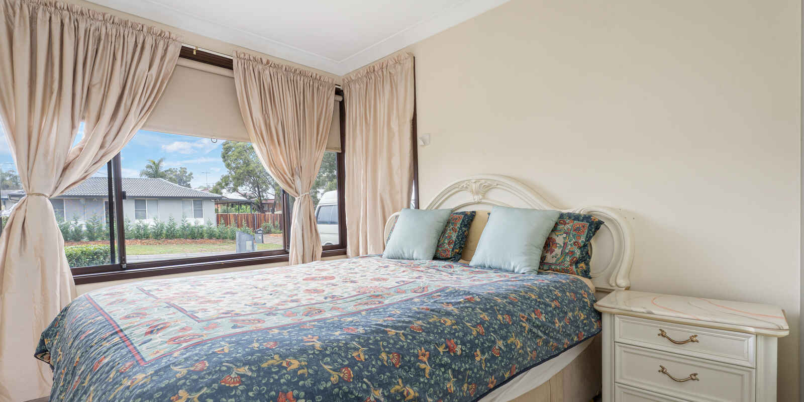 4 Nightmist Grove St Clair