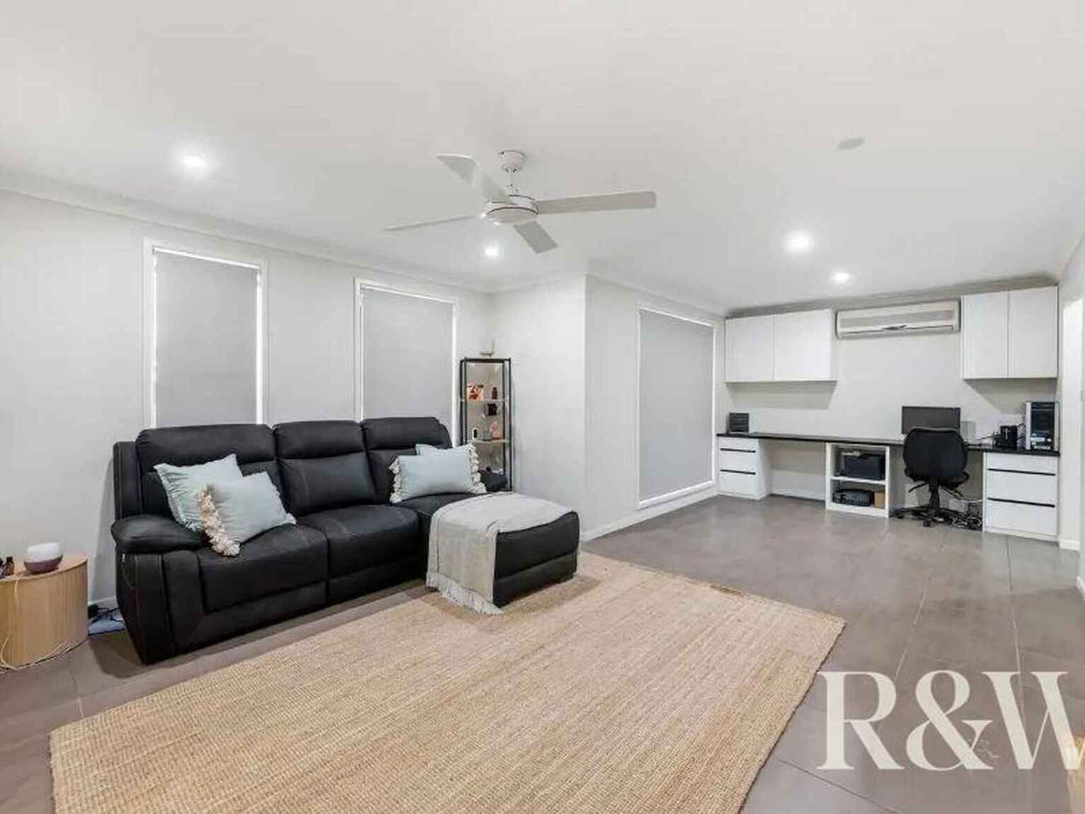 27 Grevillea Drive St Clair