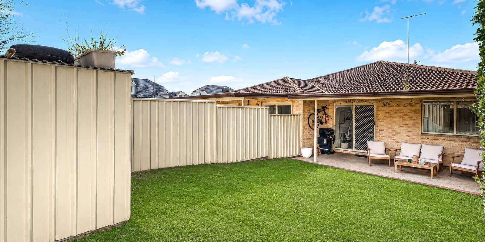 1/6 Brisbane Street Oxley Park