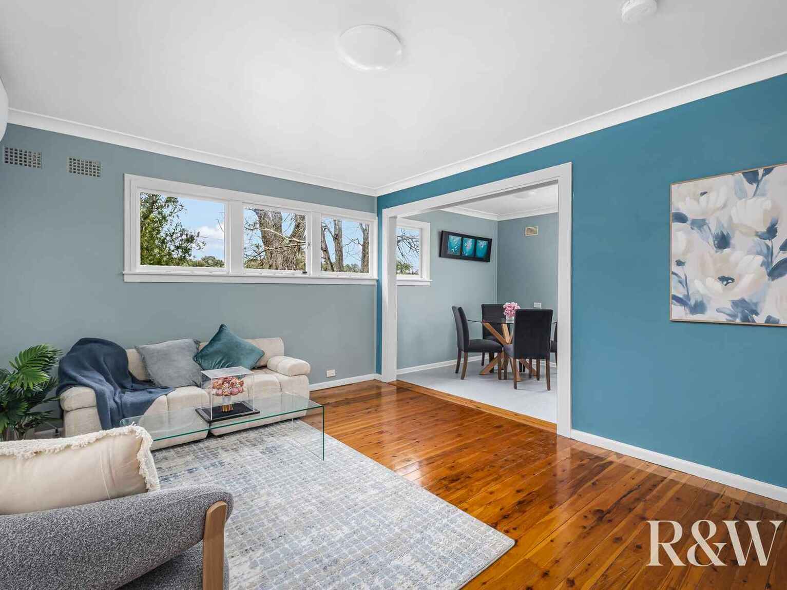 27 & 27A Ellsworth Drive Tregear