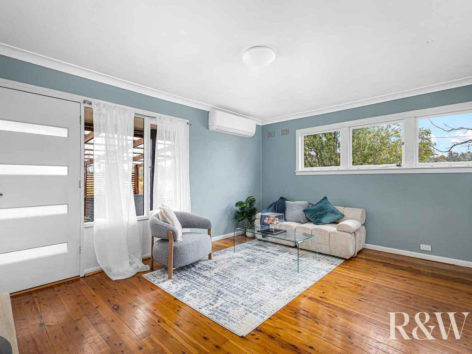 27 & 27A Ellsworth Drive Tregear