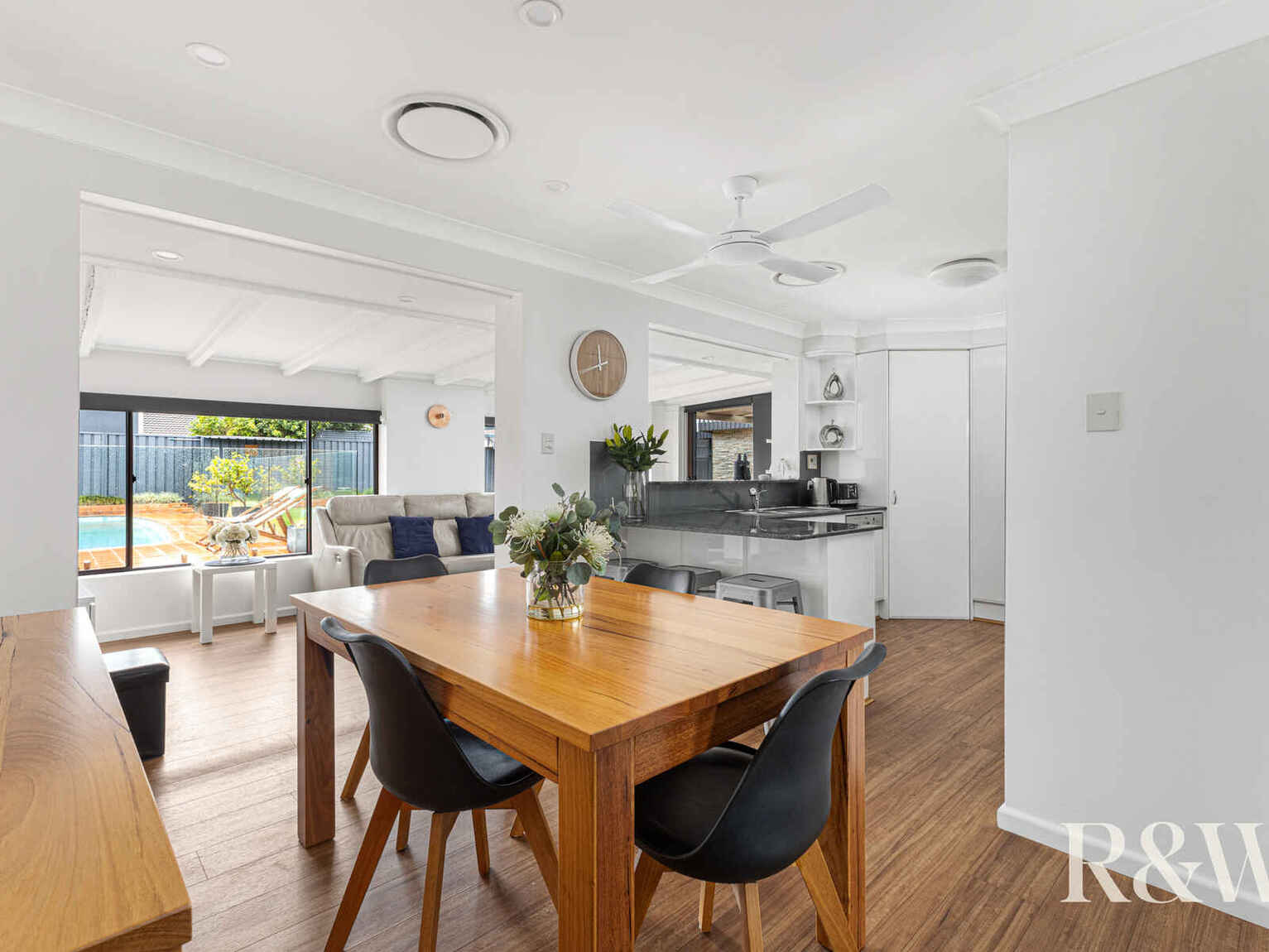 44 Endeavour Avenue St Clair
