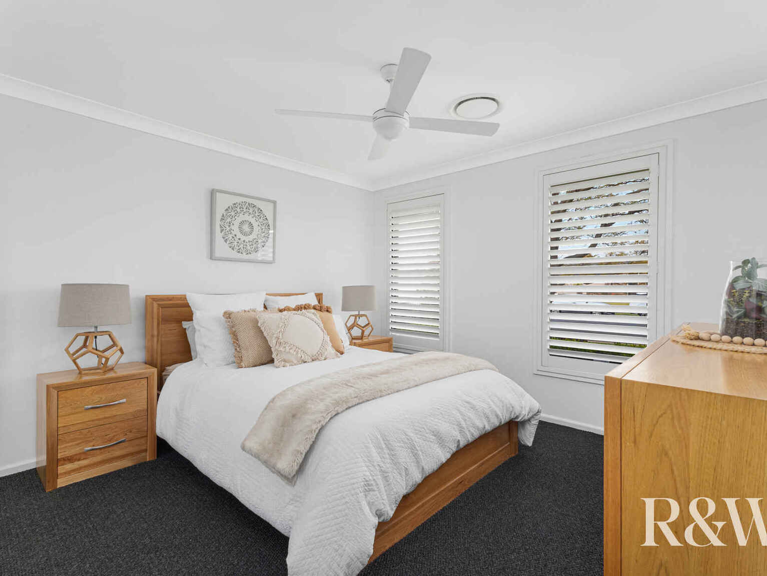 44 Endeavour Avenue St Clair