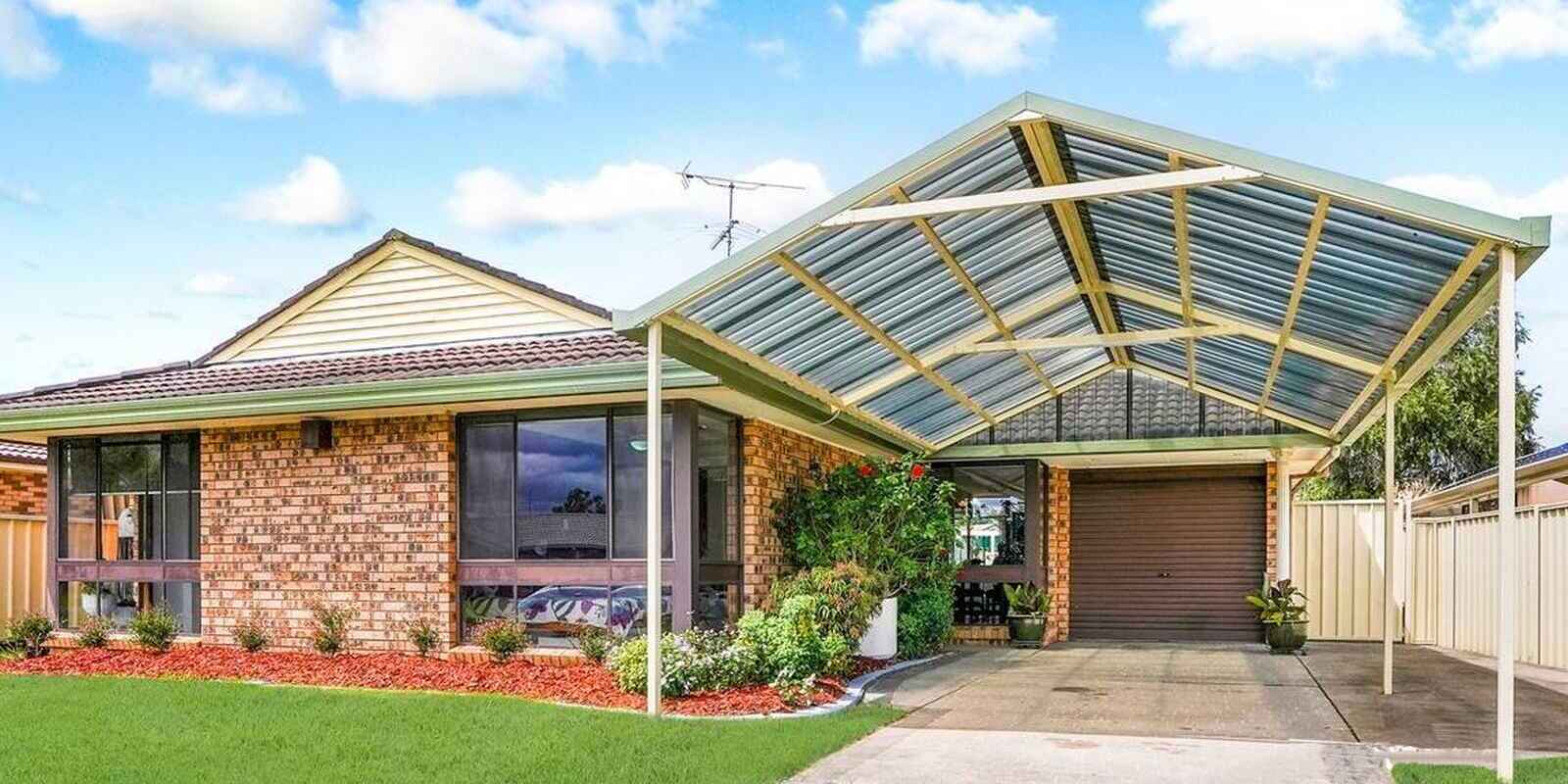 9 Dryberry Avenue St Clair