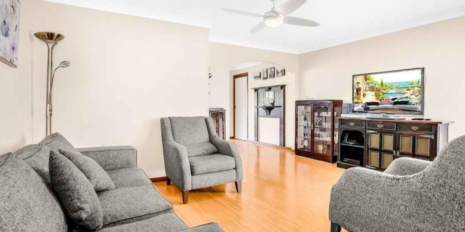 9 Dryberry Avenue St Clair