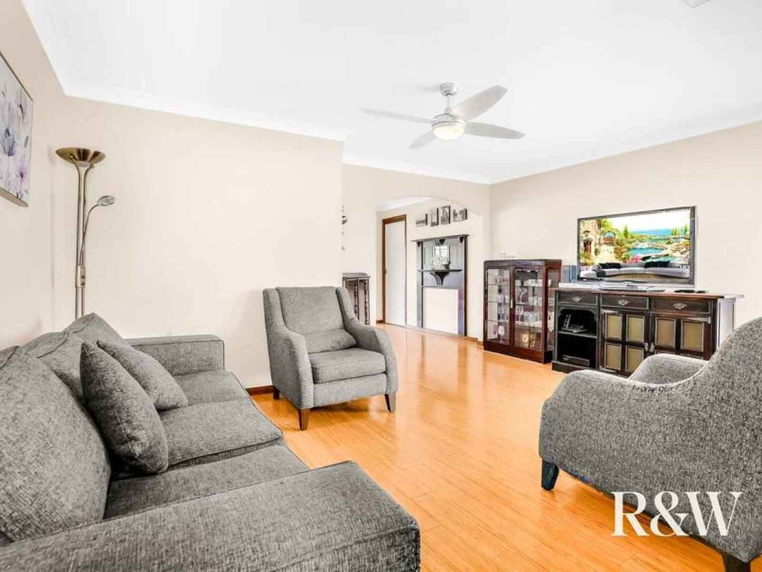 9 Dryberry Avenue St Clair