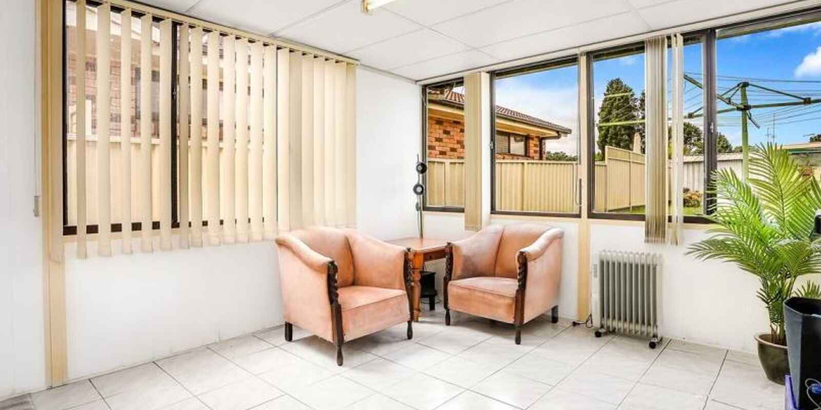 9 Dryberry Avenue St Clair