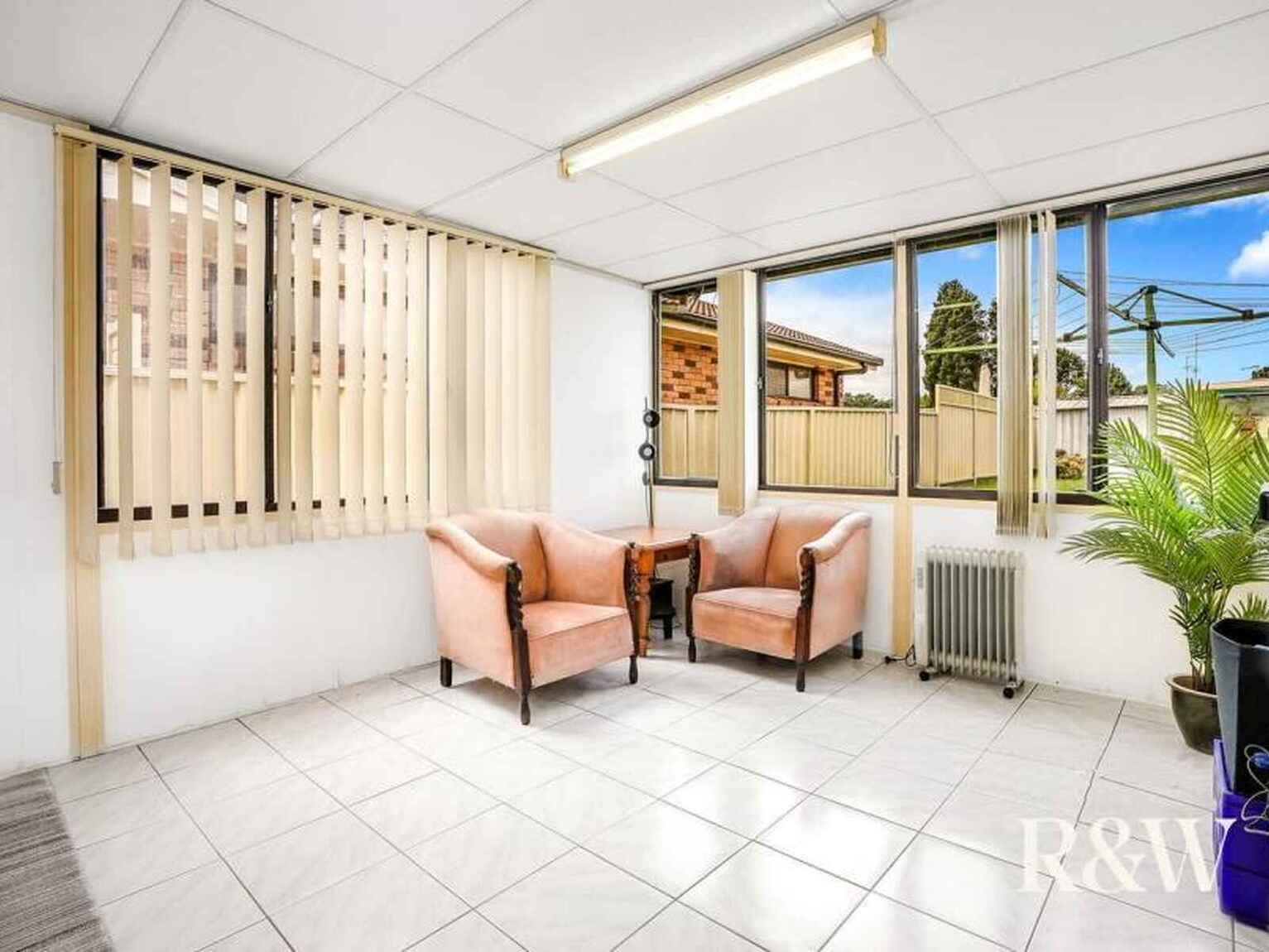 9 Dryberry Avenue St Clair