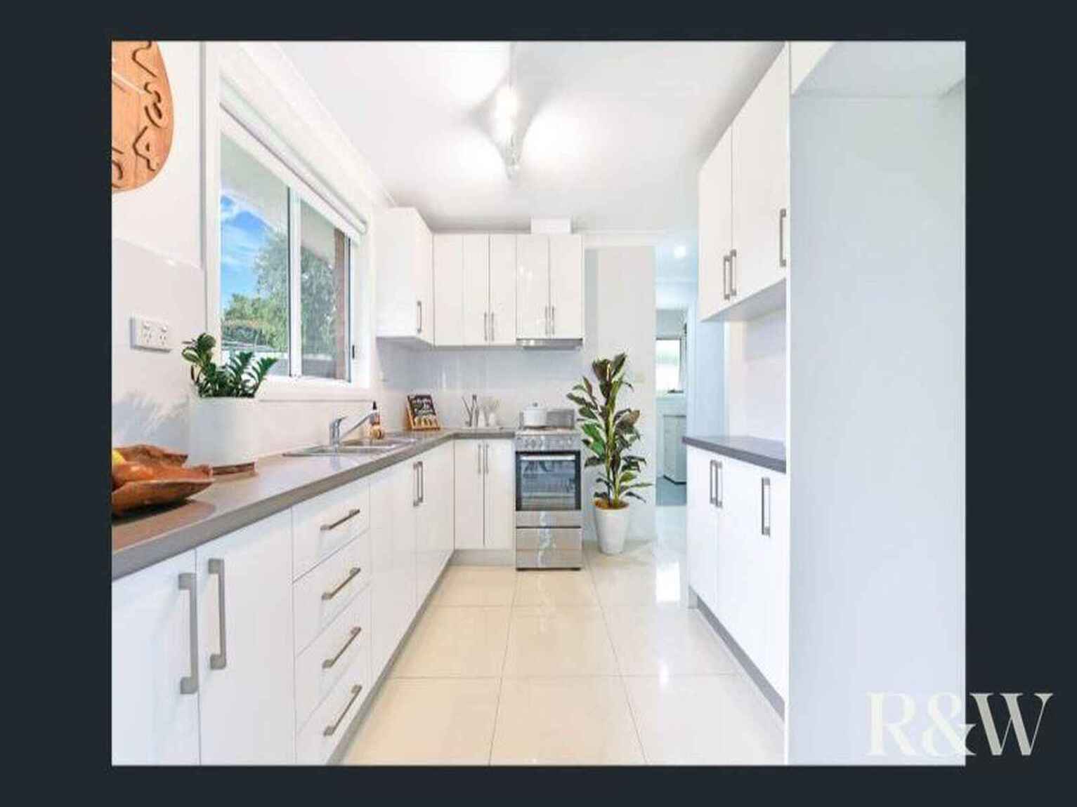 9 Trout Place St Clair
