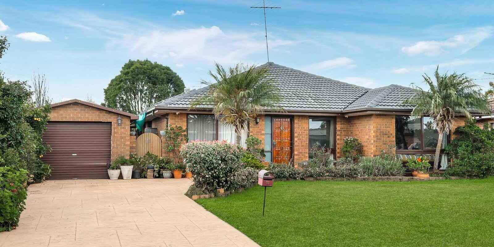 19 Rotorua Road St Clair 19 Rotorua Road St Clair