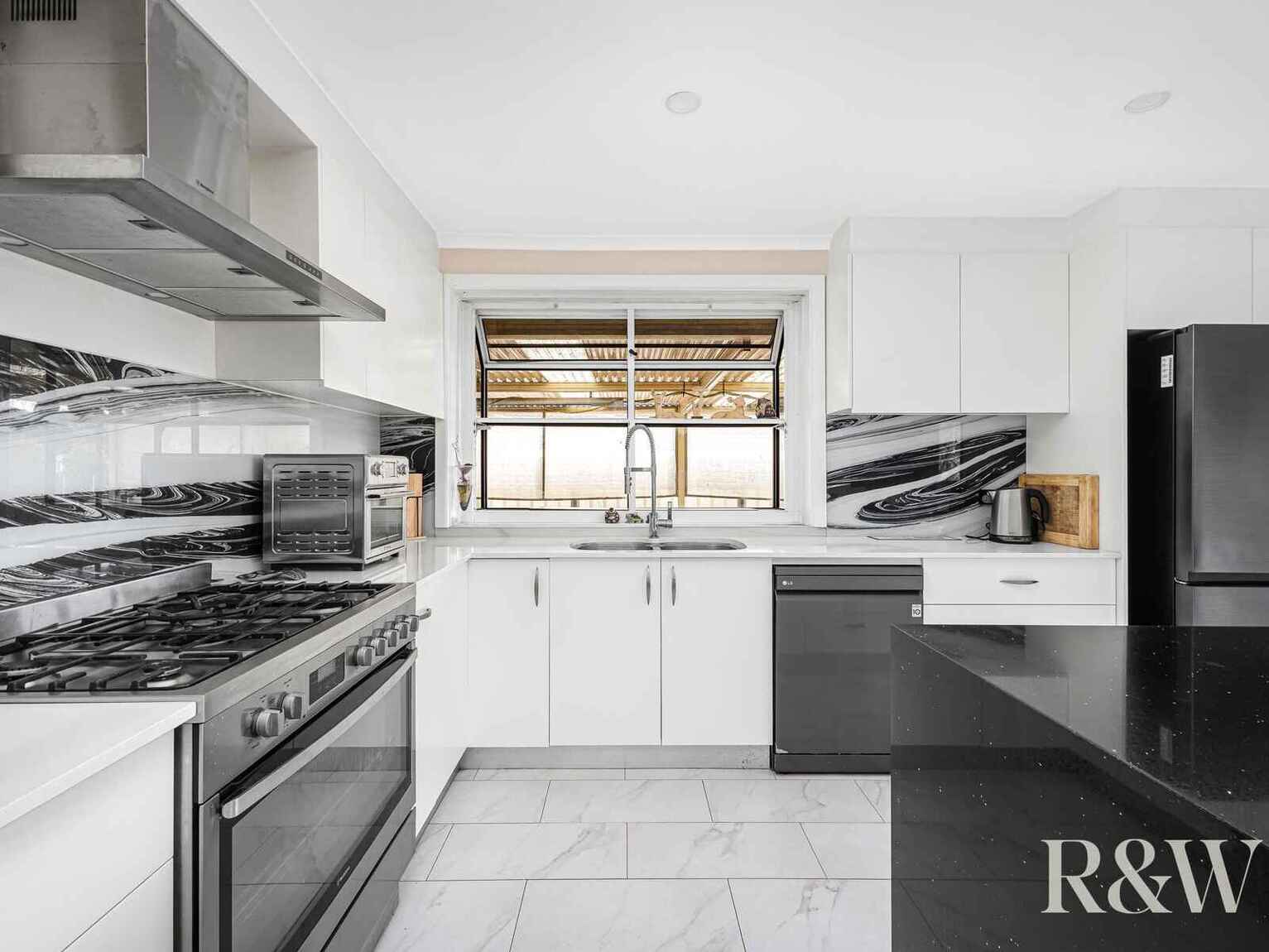17 Macbeth Grove St Clair 17 Macbeth Grove St Clair