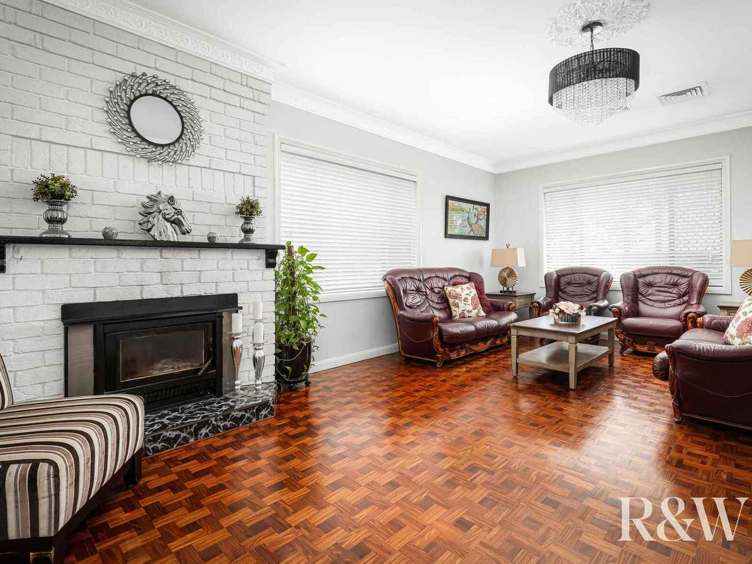 4 Nalong Street St Clair 4 Nalong Street St Clair