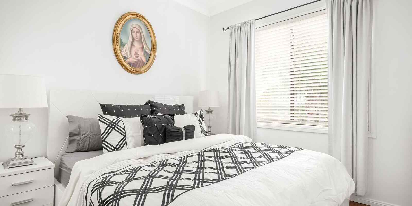 4 Nalong Street St Clair 4 Nalong Street St Clair