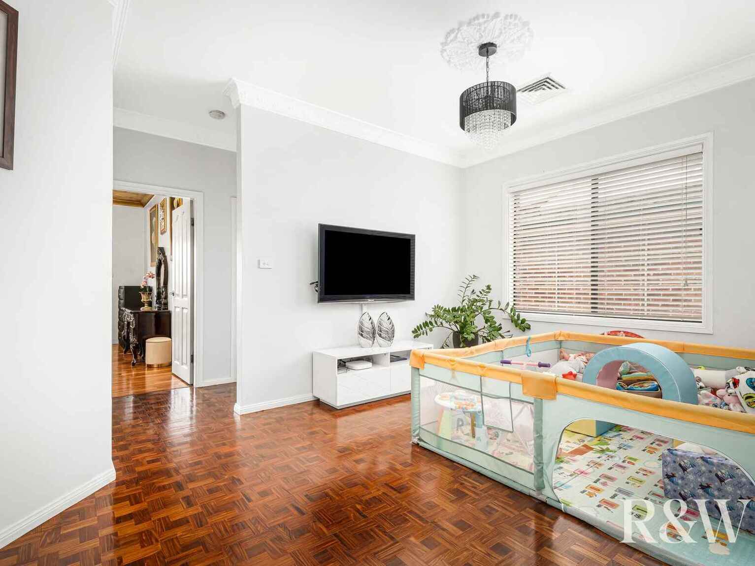 4 Nalong Street St Clair 4 Nalong Street St Clair