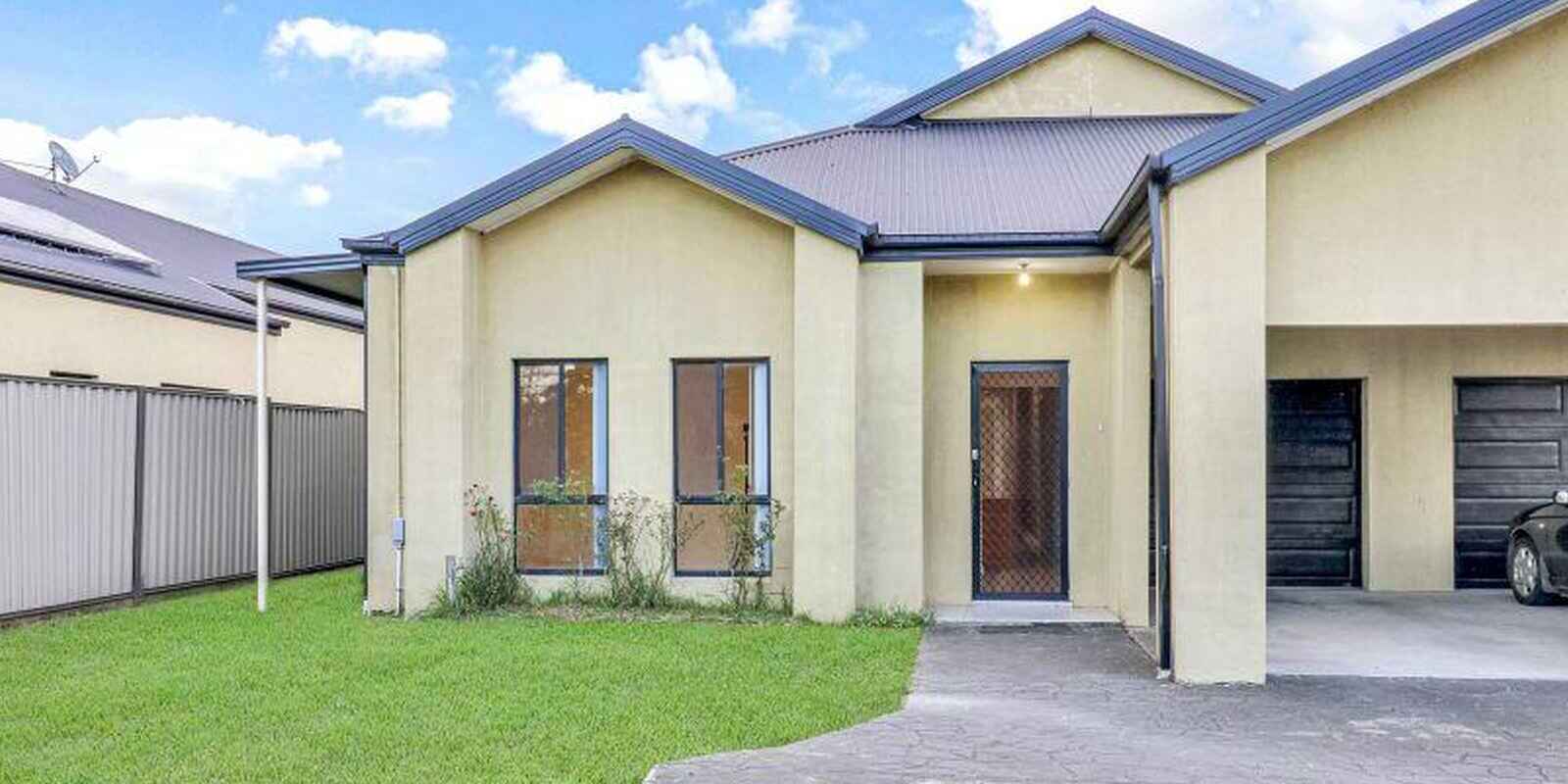 2/111 Melbourne Street Oxley Park