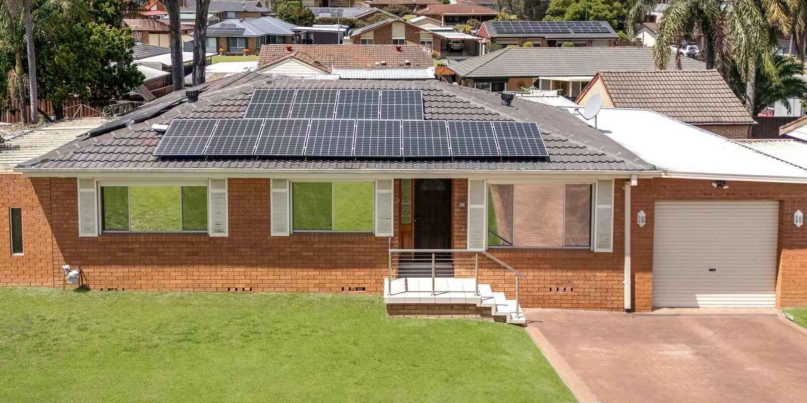 32 Endeavour Avenue St Clair