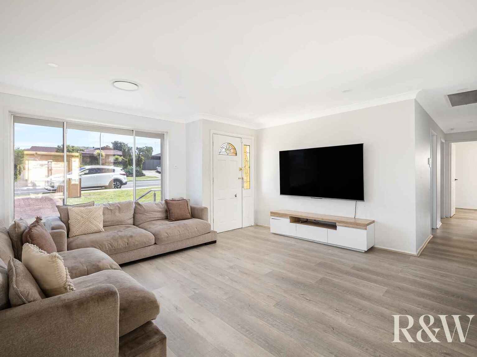 32 Endeavour Avenue St Clair