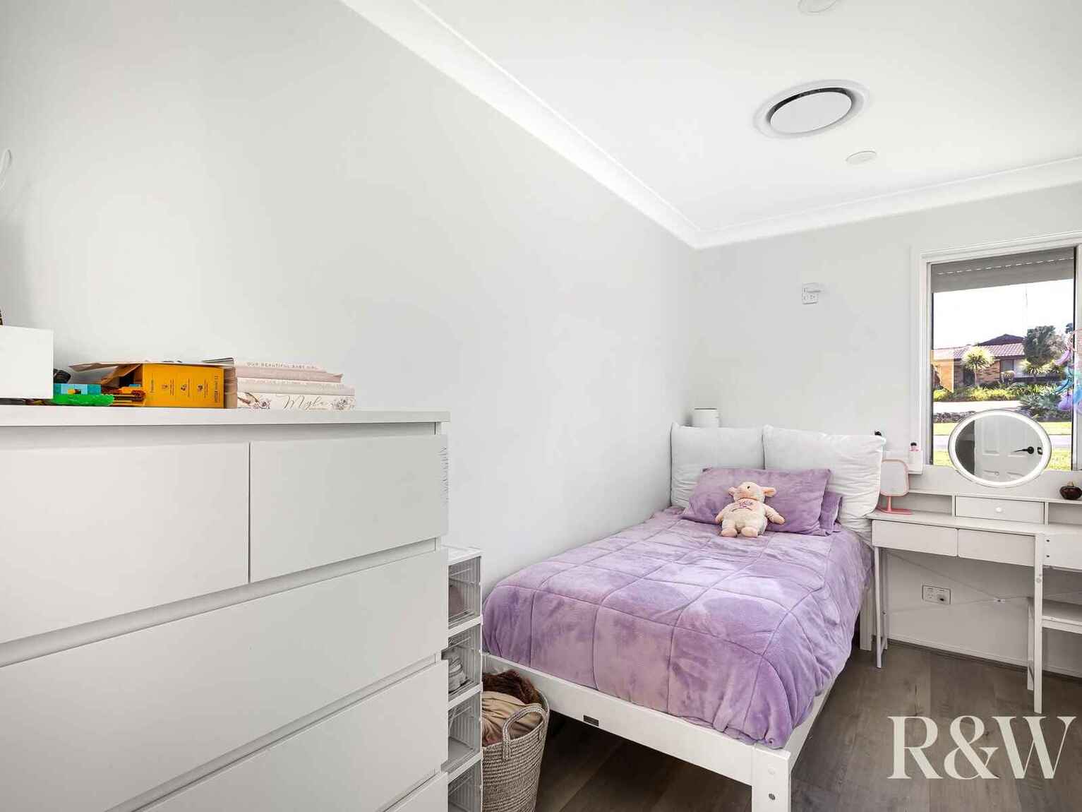 32 Endeavour Avenue St Clair