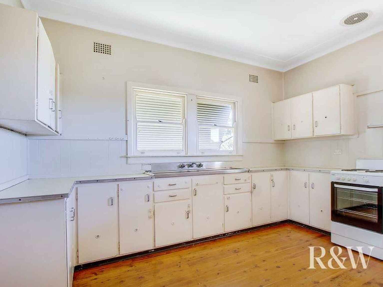 29 Cutler Avenue St Marys