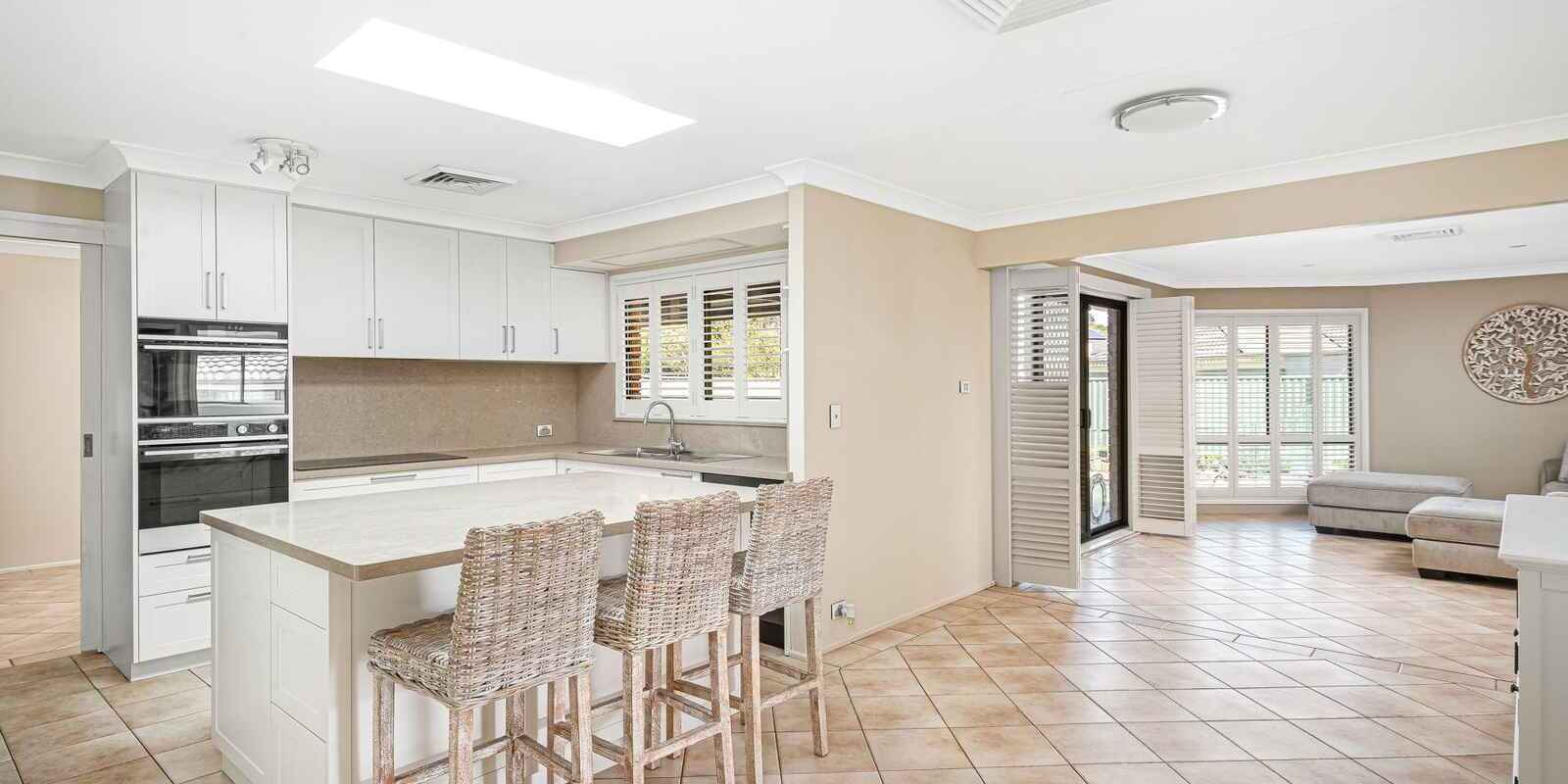 14 Kelmscott Way St Clair 14 Kelmscott Way St Clair