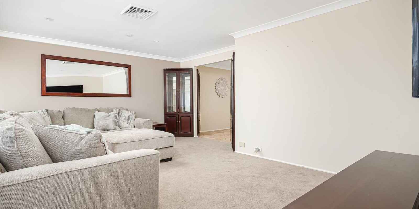 14 Kelmscott Way St Clair 14 Kelmscott Way St Clair