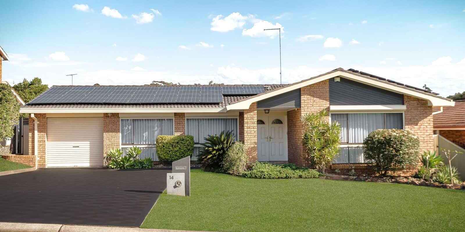 14 Kelmscott Way St Clair 14 Kelmscott Way St Clair