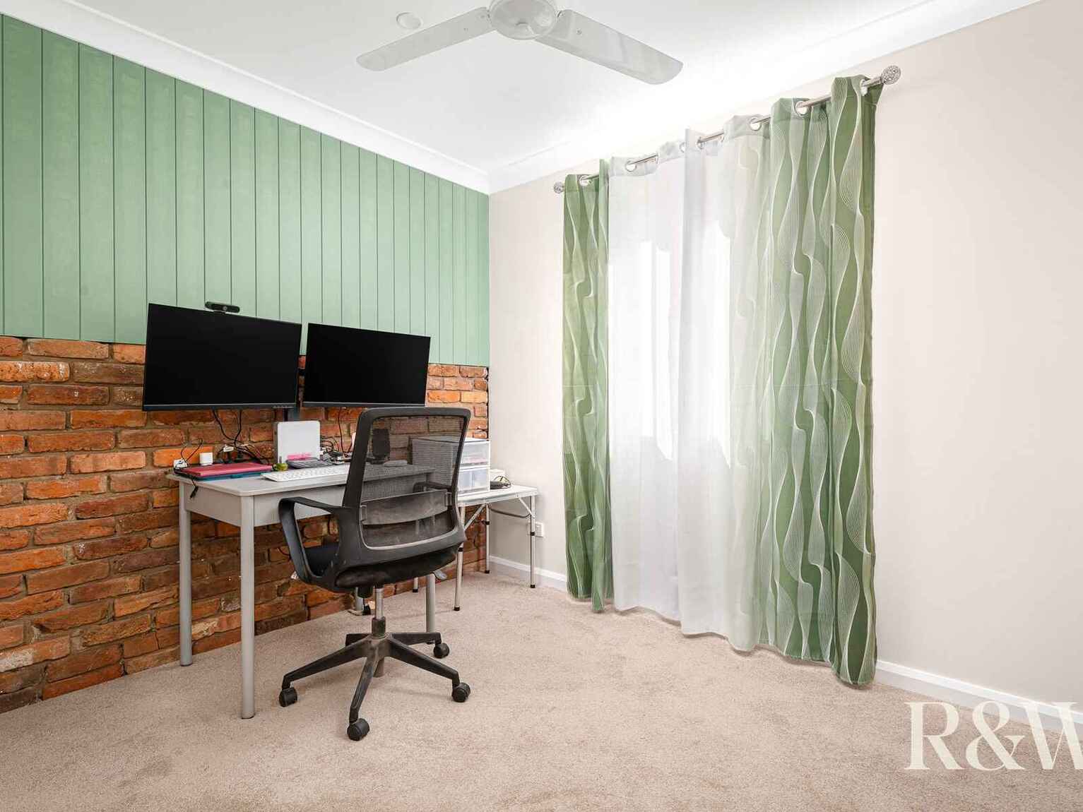 17 Canberra Street Oxley Park