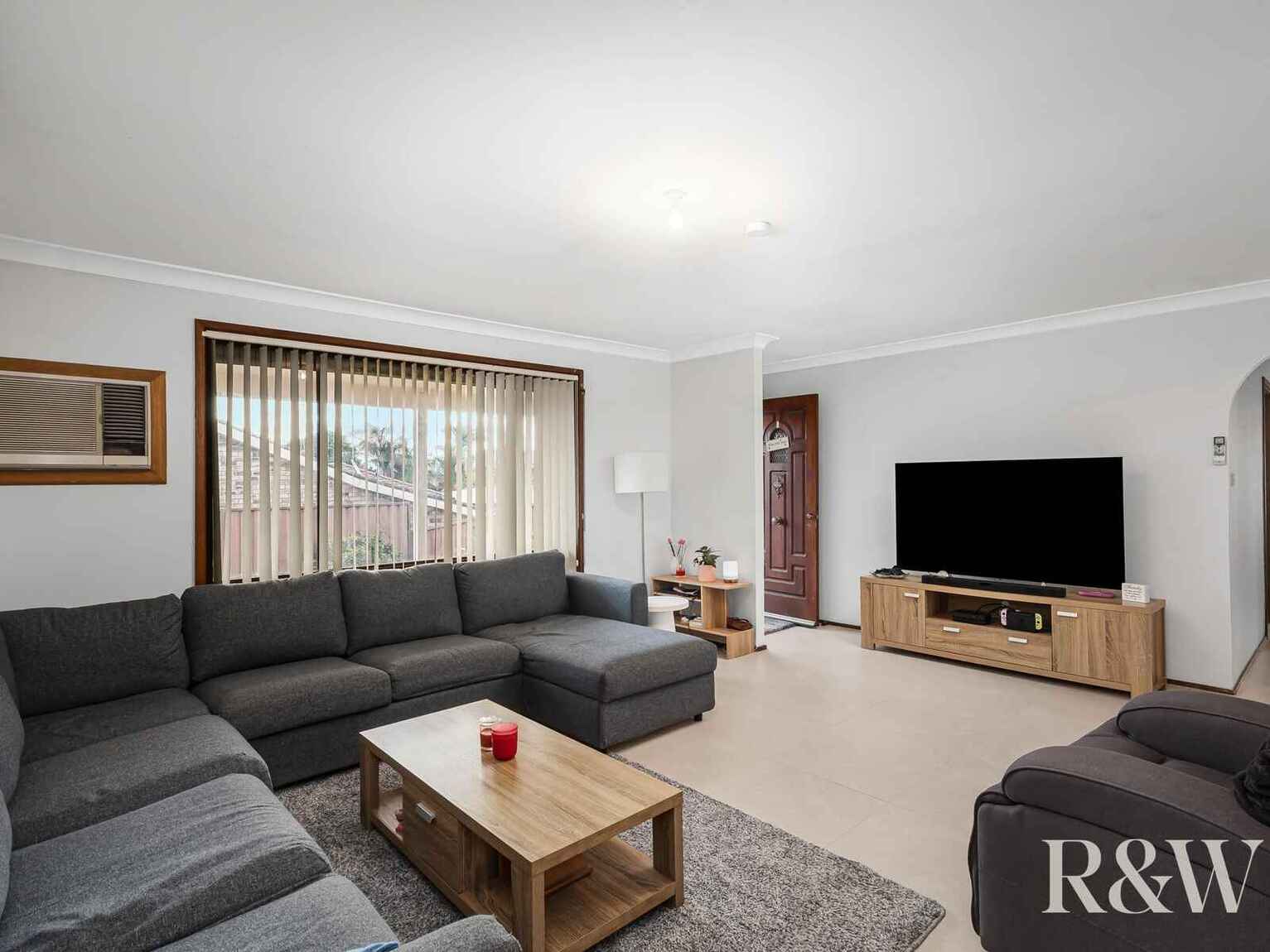 36 Explorers Way St Clair